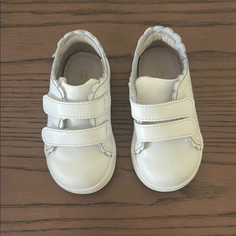 L'Amour White Baby Walker Shoes - Picture 5 of 8